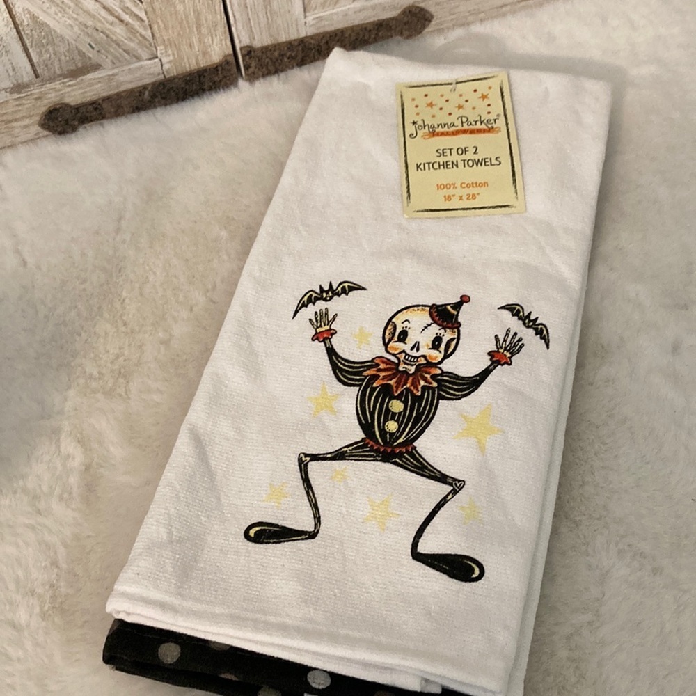 Johanna Parker Halloween Skeleton Kitchen Towels